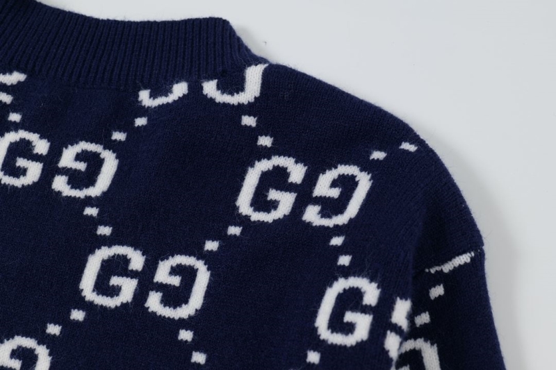 Gucci Sweaters